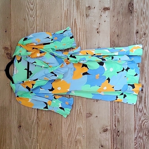 Topshop Size 4 Green and Blue Floral wrap Dress - Picture 1 of 8